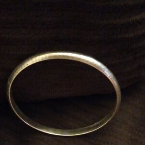 Silpada "Back To Basics" Elegant Silver Bangle Bracelet